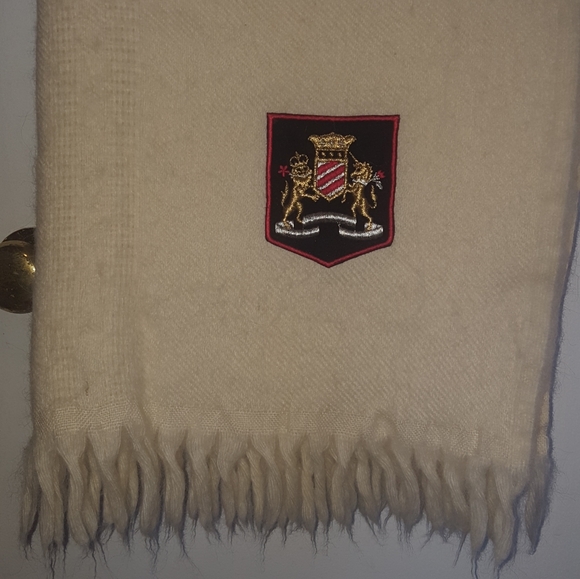 Wool Blanket - Picture 5 of 5